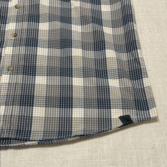 L.L. Bean Shirt Men’s L Navy/White Plaid Casual Button Down Comfort Stretch - Picture 12 of 14
